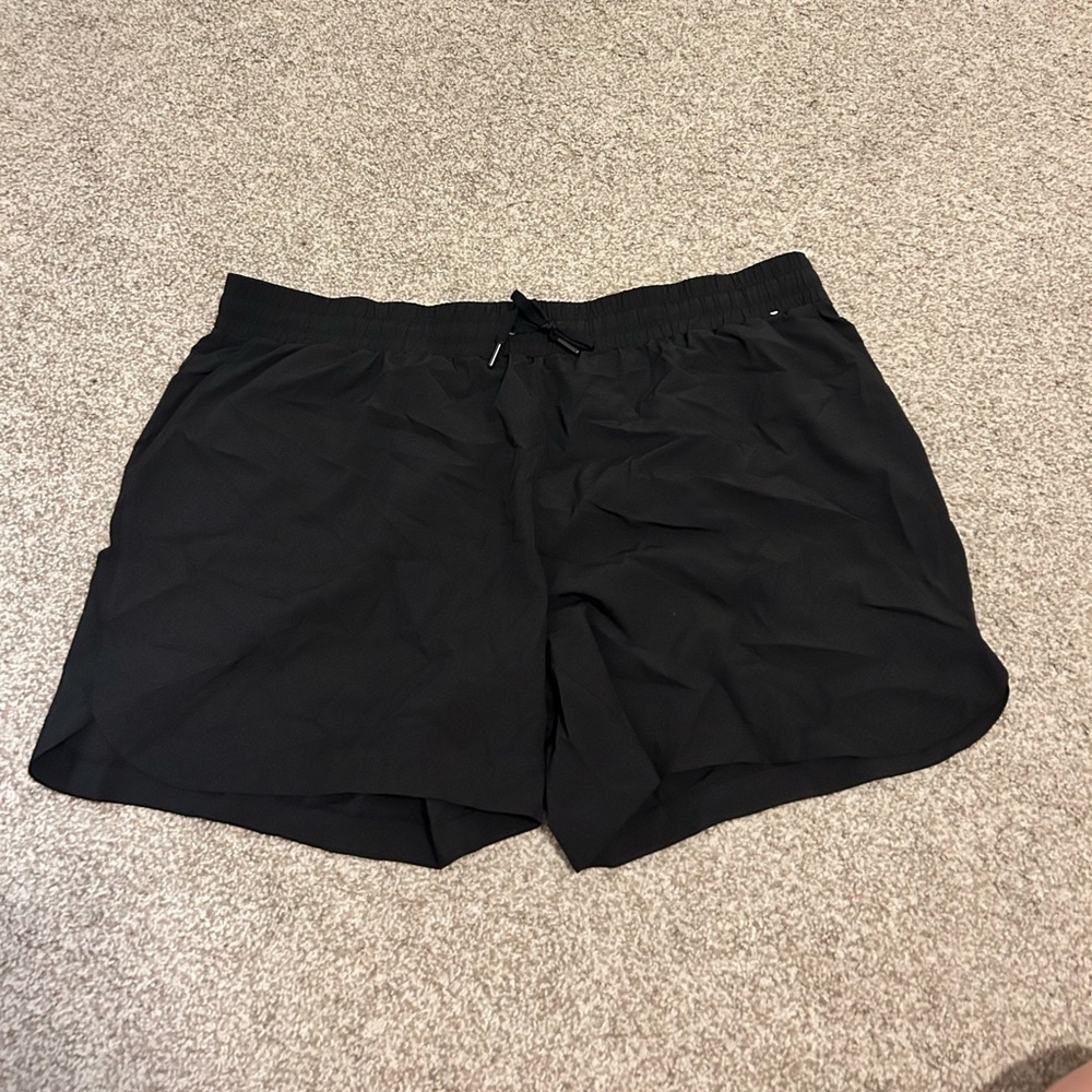 Ladies Mondetta Black Athletic Shorts XXL